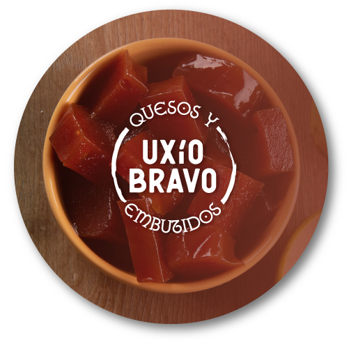uxio-bravo-quesos-y-embutidos-artesanales-en-galicia-para-acompanar-membrillos3